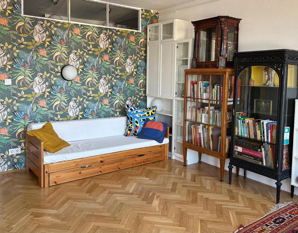 Bright & Spacious Home In Buda Βουδαπέστη Εξωτερικό φωτογραφία